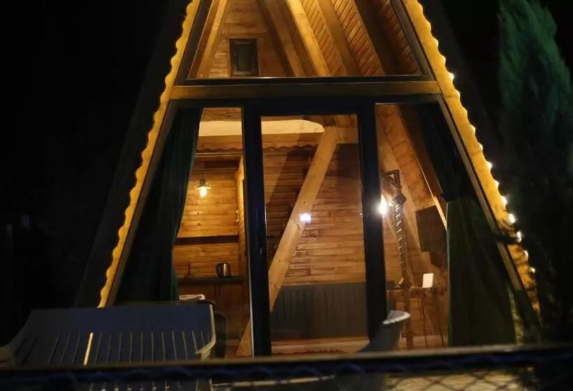 استراحتگاه Pagen Bungalow