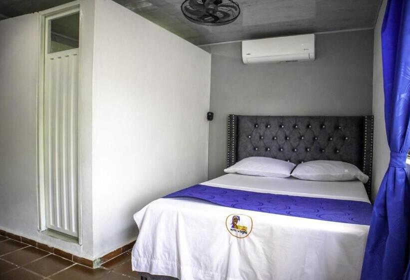 Tecno Hotel La Negra