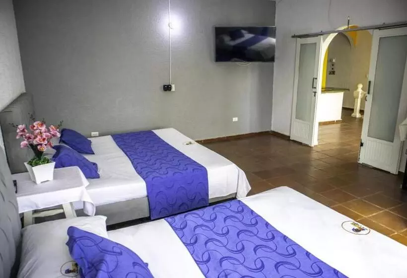 Tecno Hotel La Negra