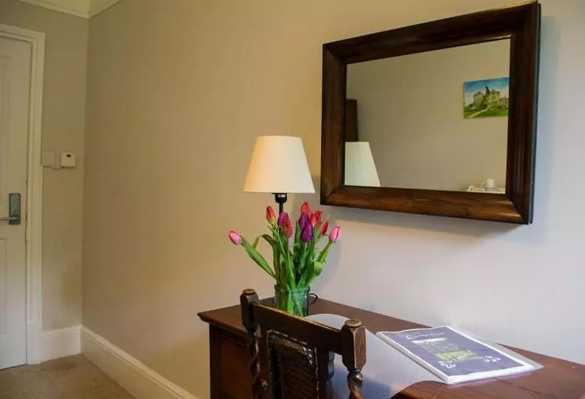 Aamiaismajoitus (B&B) Claridge House