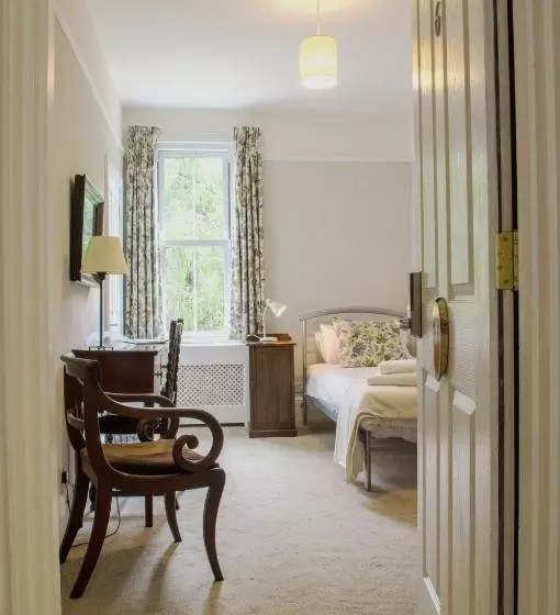 Aamiaismajoitus (B&B) Claridge House