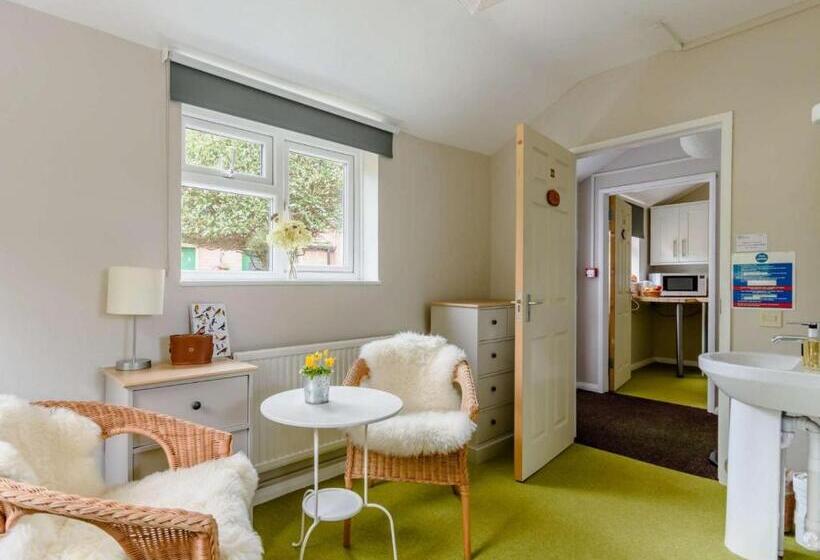 ベッドアンドブレックファースト Claridge House