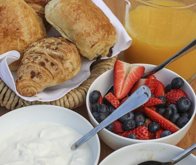 Bed and Breakfast Treweens