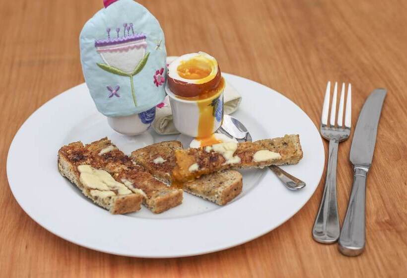 Bed and Breakfast Treweens