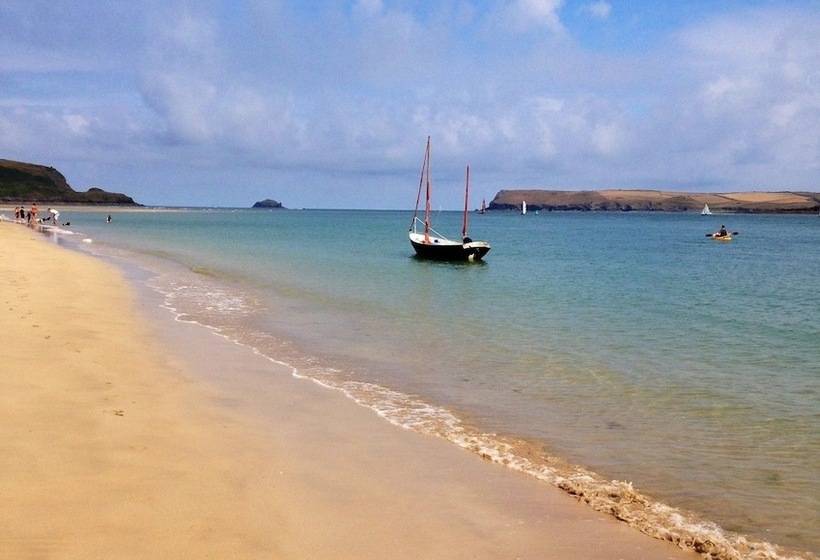 Bed and Breakfast Treweens