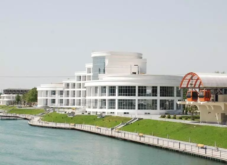 Agsaray Deluxe Hotel & Spa