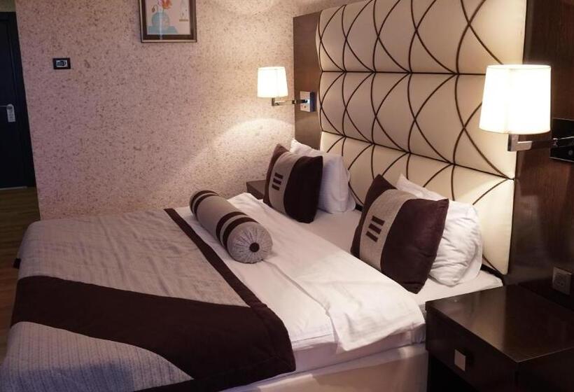 Agsaray Deluxe Hotel & Spa