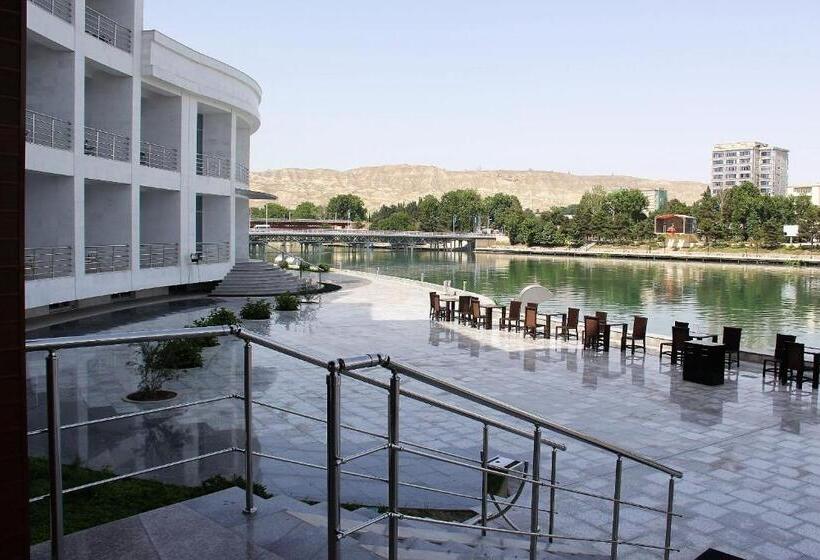 Agsaray Deluxe Hotel & Spa
