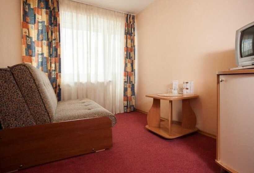 ホテル Amaks Valdaiskie Zori