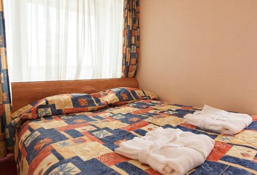 ホテル Amaks Valdaiskie Zori