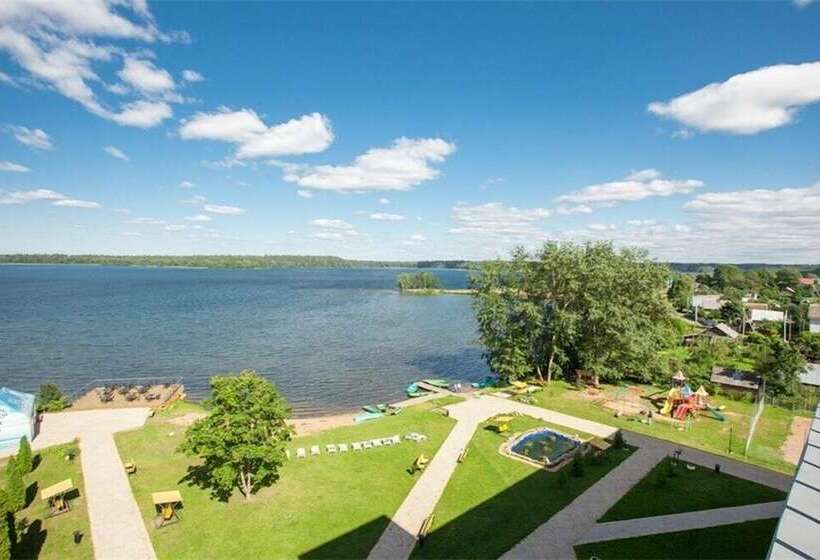 ホテル Amaks Valdaiskie Zori