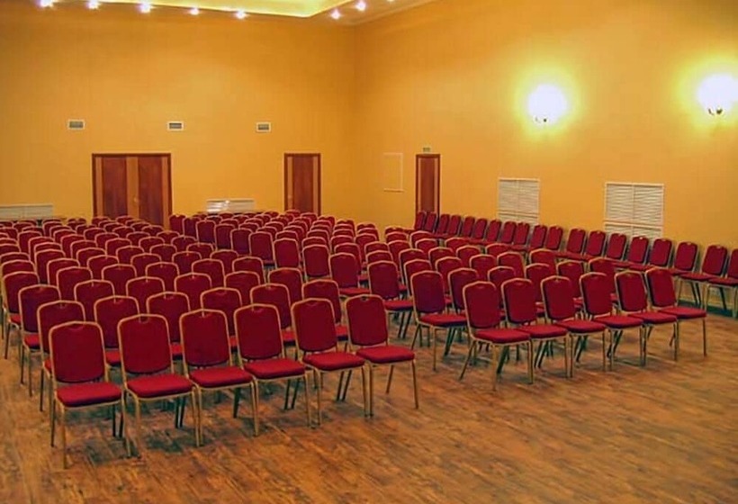 ホテル Amaks Valdaiskie Zori