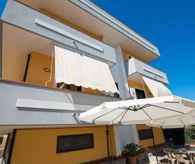 ホテル Bed And Breakfast Marlè