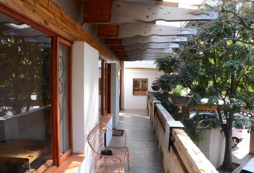 Отель Bed & Breakfast In Hatfield