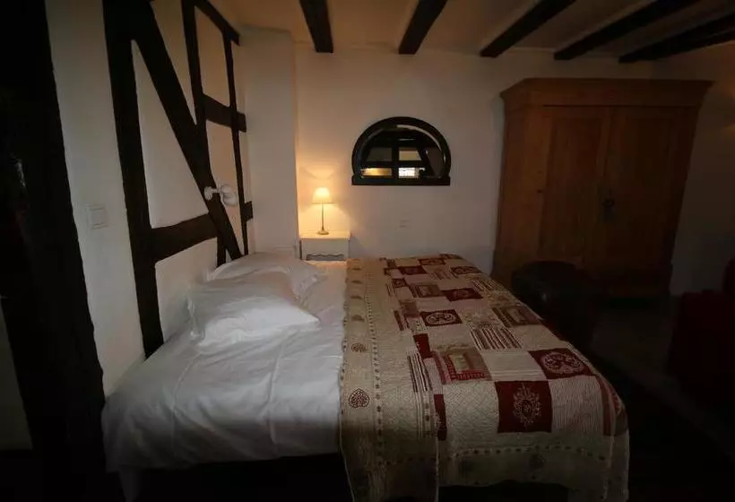 هتل Le Bastion De Riquewihr