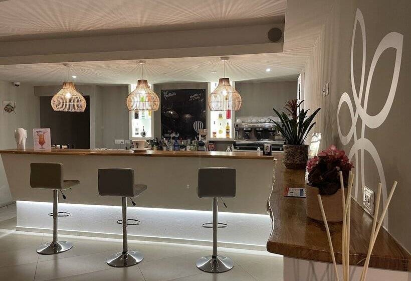 ホテル Sentido Michelizia Tropea Resort