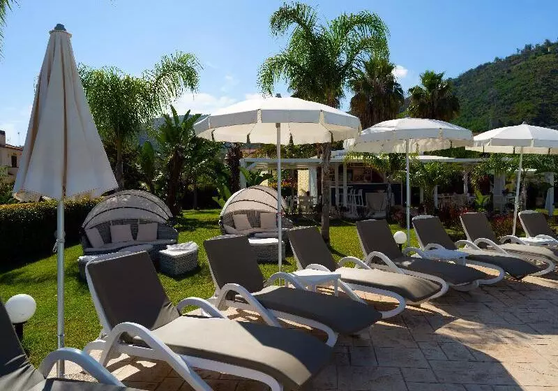 هتل Sentido Michelizia Tropea Resort