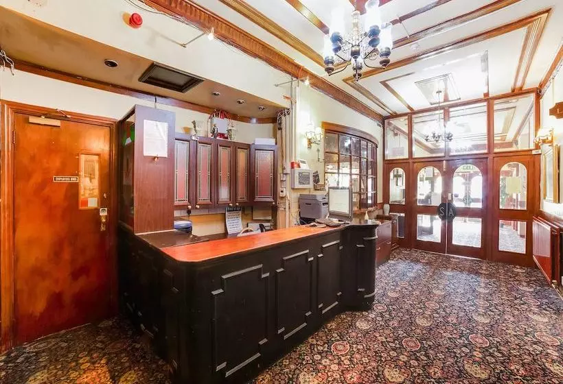 Sneyd Arms Hotel Tunstall