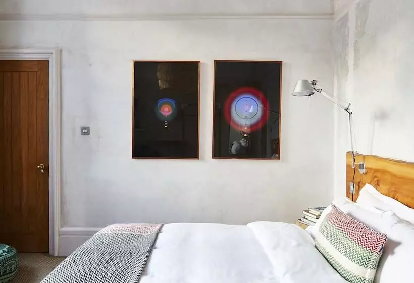 هتل The Culpeper Bedrooms