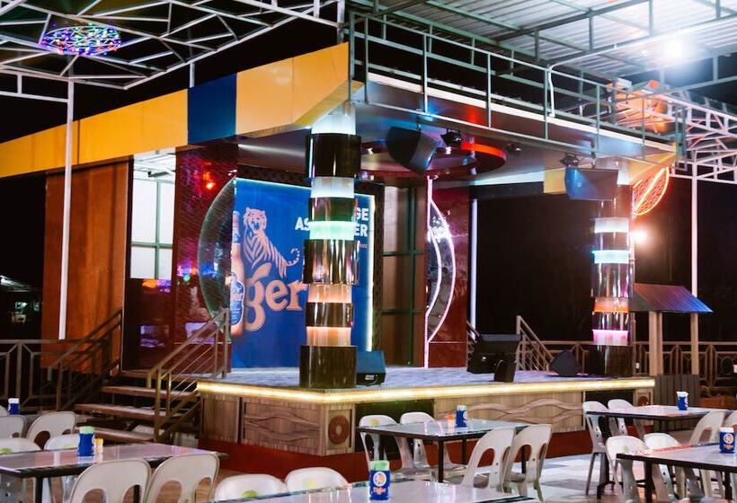 The Golden Bay Hotel Batam