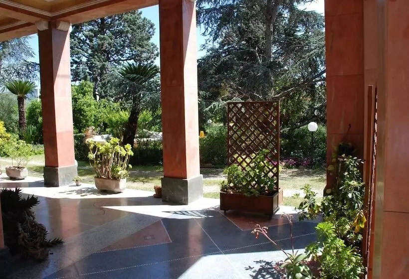 Hotelli Villarancia