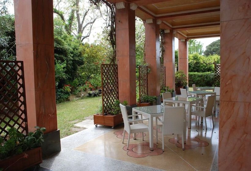 فندق Villarancia