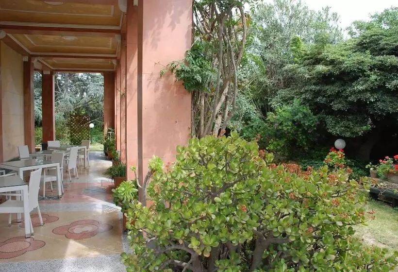 Hotelli Villarancia