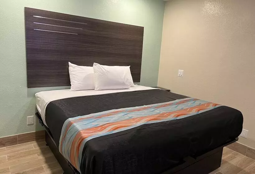Mauna Loa Motel