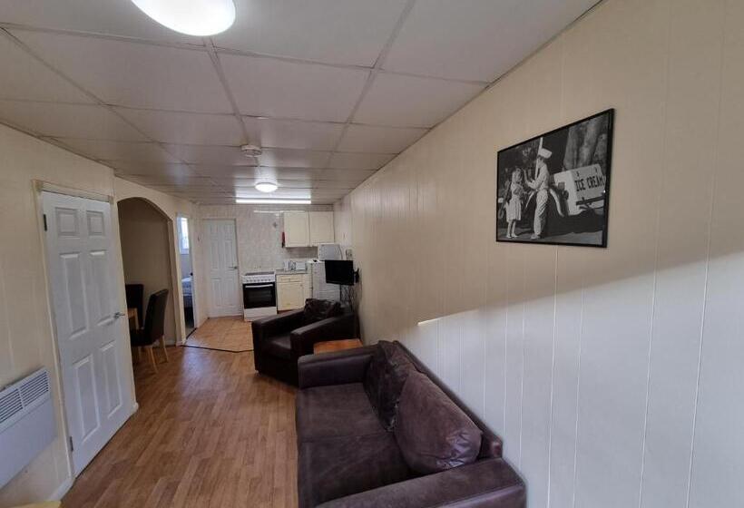 渡假胜地 Sandy Glade Holiday Park