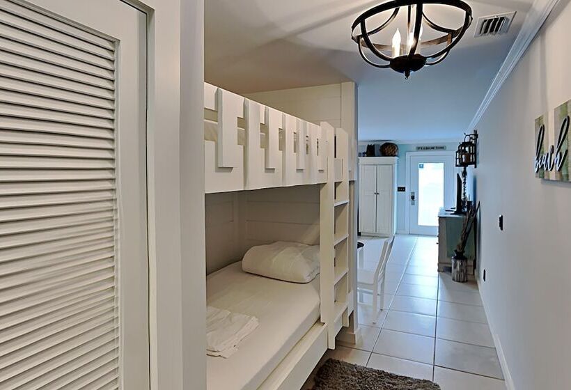 Wendwood Condominiums