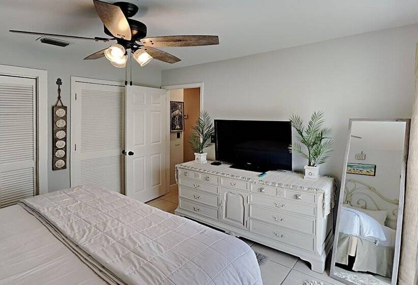 Wendwood Condominiums