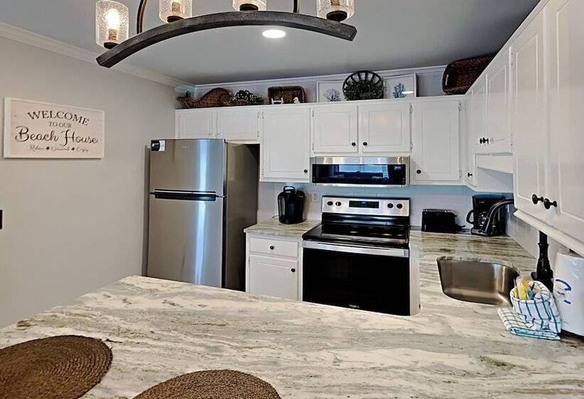 Wendwood Condominiums