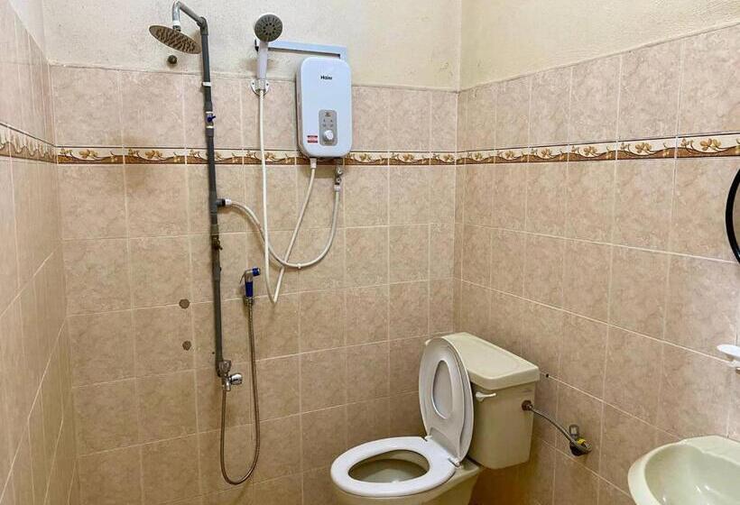 הוסטל Cozy Gl Roomstay Arau