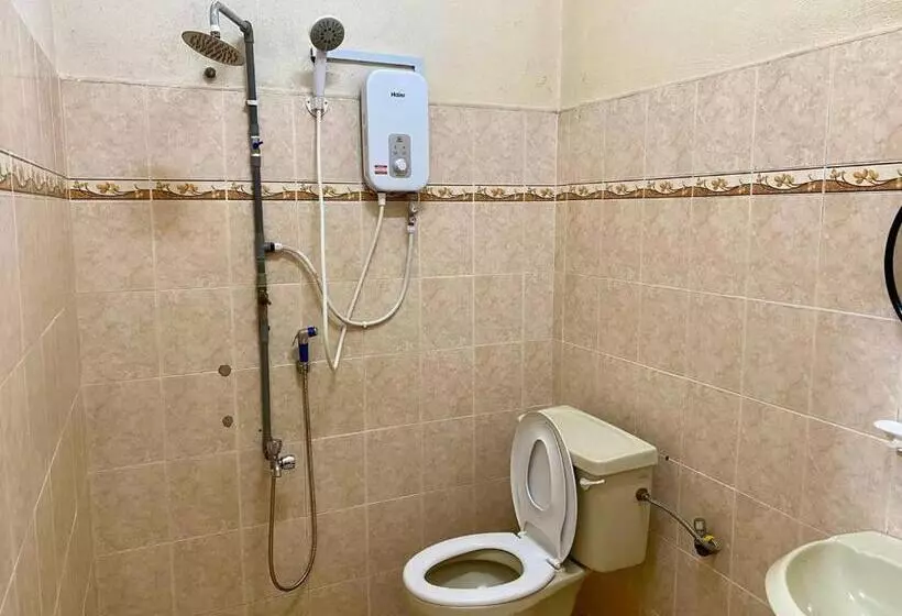 ユースホステル Cozy Gl Roomstay Arau