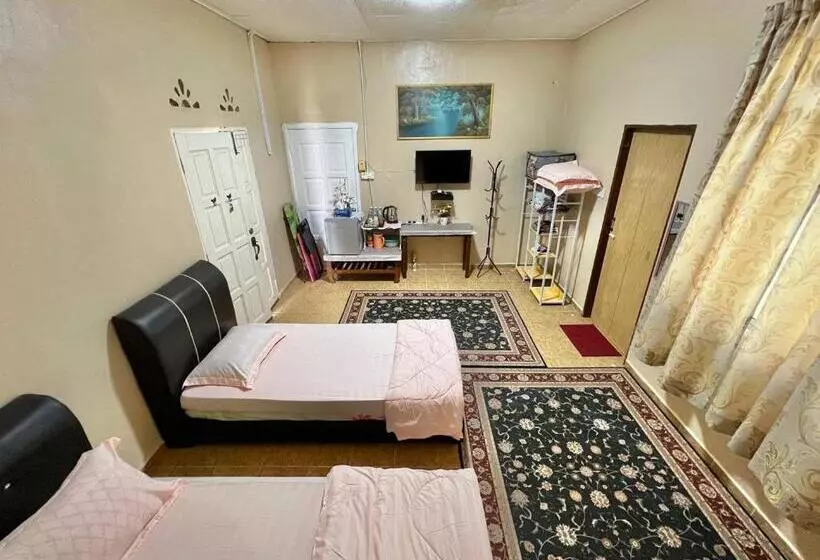 ユースホステル Cozy Gl Roomstay Arau