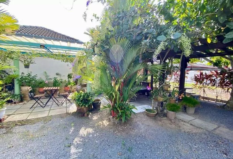ユースホステル Cozy Gl Roomstay Arau