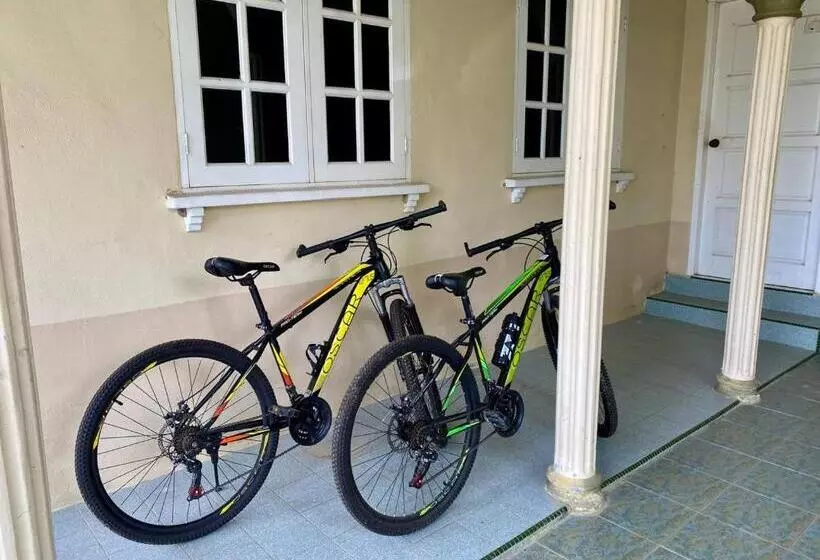 ユースホステル Cozy Gl Roomstay Arau