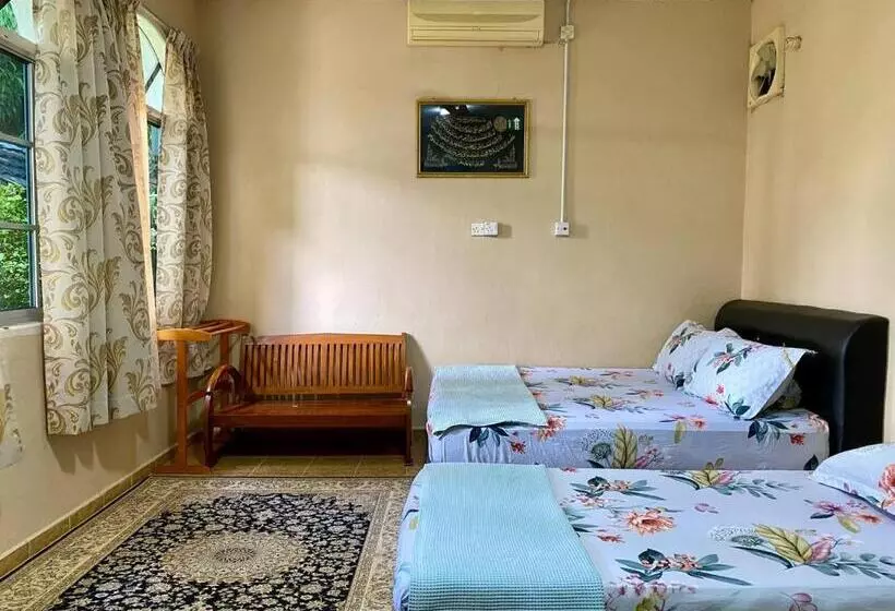 ユースホステル Cozy Gl Roomstay Arau