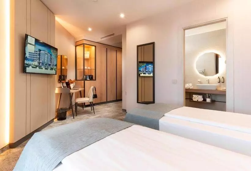 Atmosphere Balneo Hotel & Spa