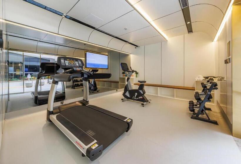 Atour Light Hotel Zhuguang Road Hongqiao National Exhibition And Convention Center