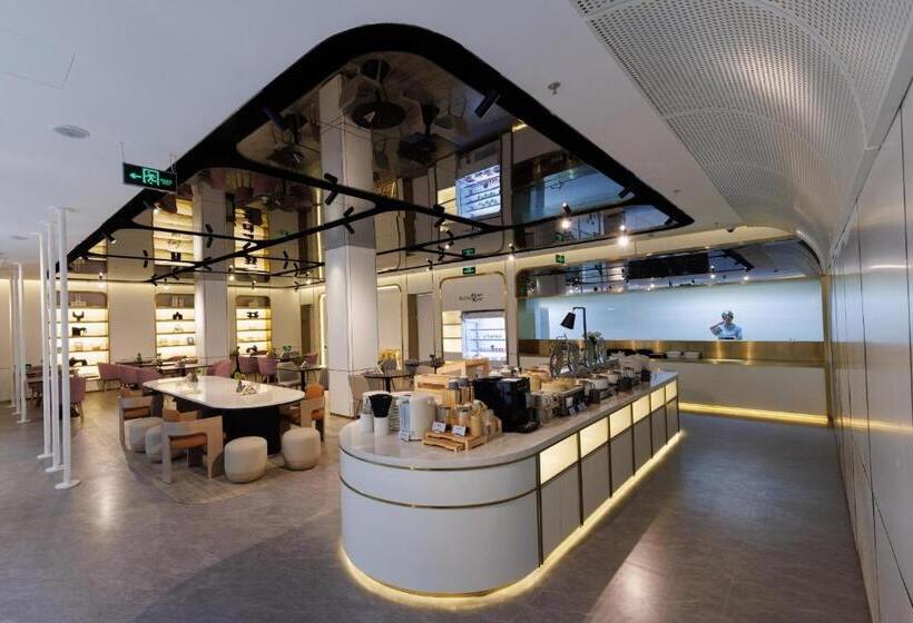 Atour Light Hotel Zhuguang Road Hongqiao National Exhibition And Convention Center