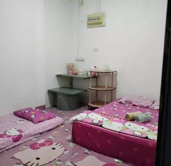 تختخواب و صبحانه Hello Kitty Backpackers