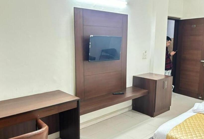 בית מלון כפרי Green Lotus By Dsy Hospitality