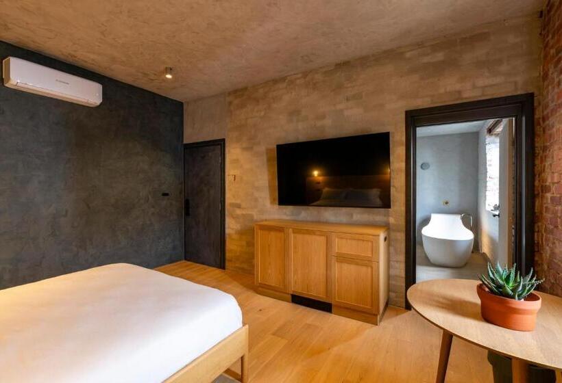 فندق In The Brick Spa And