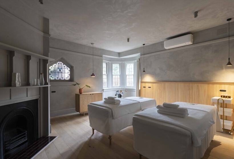 فندق In The Brick Spa And