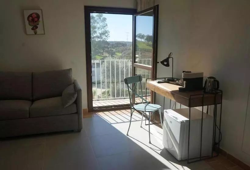 ホテル Rural Virgen María