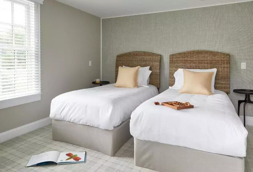 Hotelli The Kent Collection