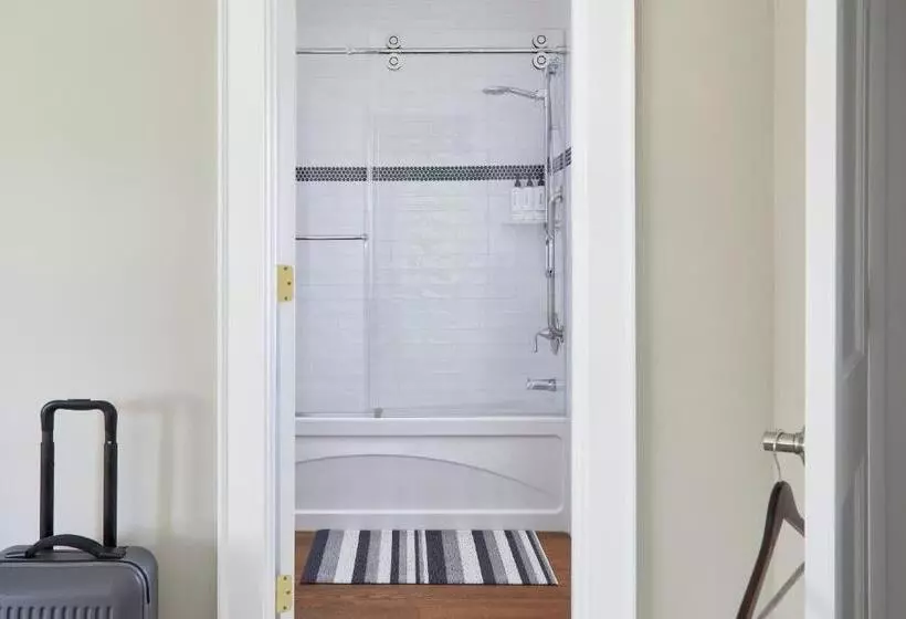 Hotelli The Kent Collection