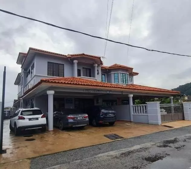 Majatalo Eighteen Guesthouse