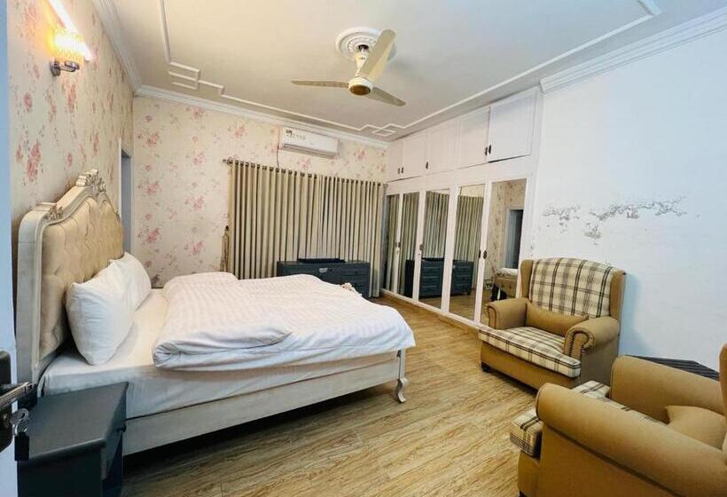 پانسیون Family Lounge F 10